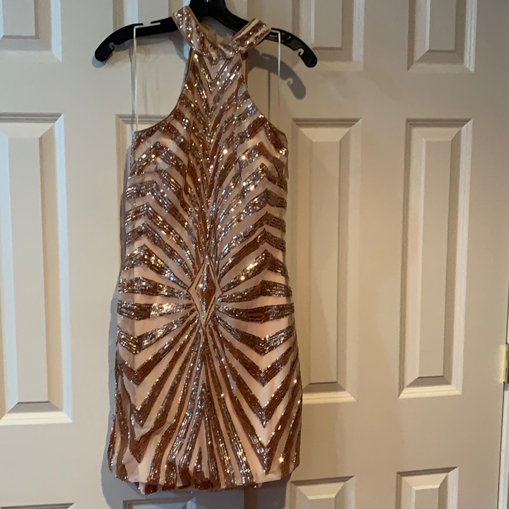 Gold Cocktail dress- Size: L